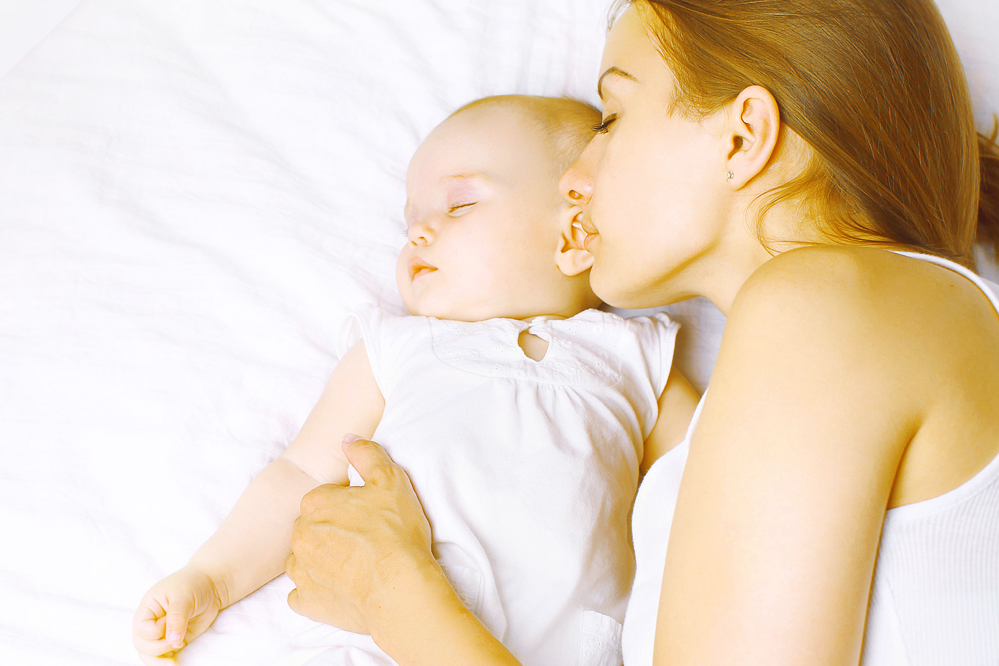 Services d'aide à la mère de famille.